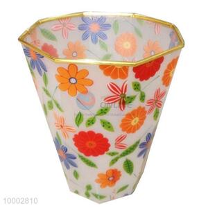 Floral trash <em>can</em>