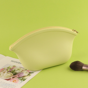 Good selling waterproof silicone makeup <em>bag</em> <em>cosmetic</em> <em>bag</em> wholesale