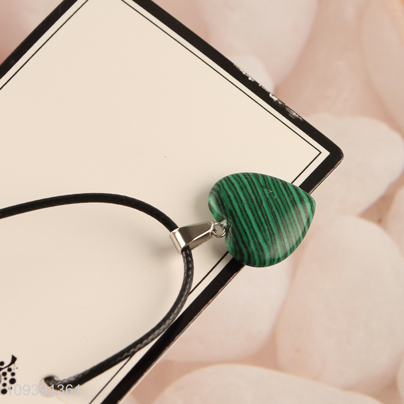 Good selling green heart pendant fashion jewelry stone necklace