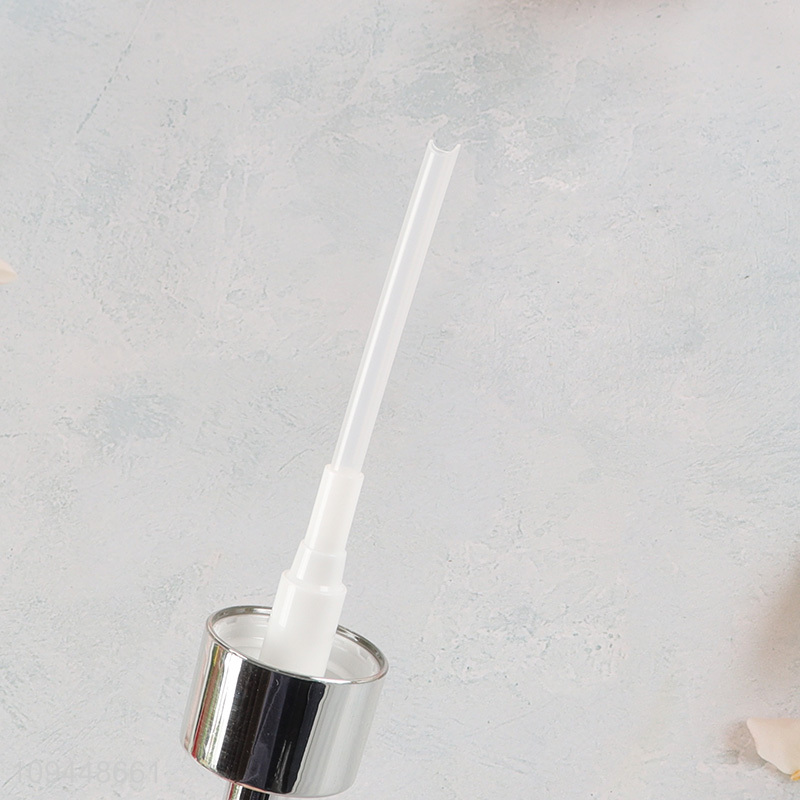 Hot sale modern bathroom liquid soap dispenser